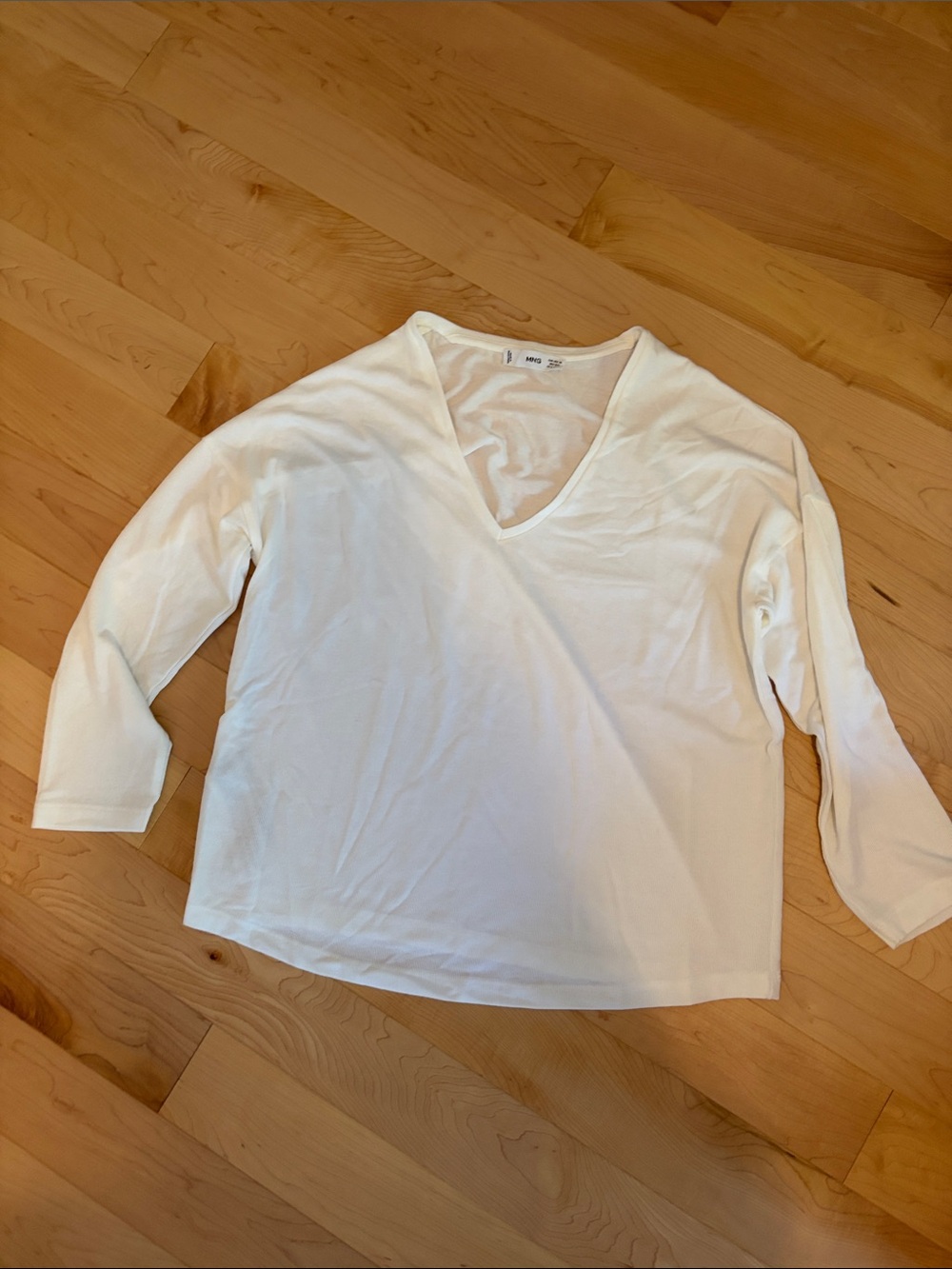 Mango Relaxed V-Neck Long Sleeve Top - White
